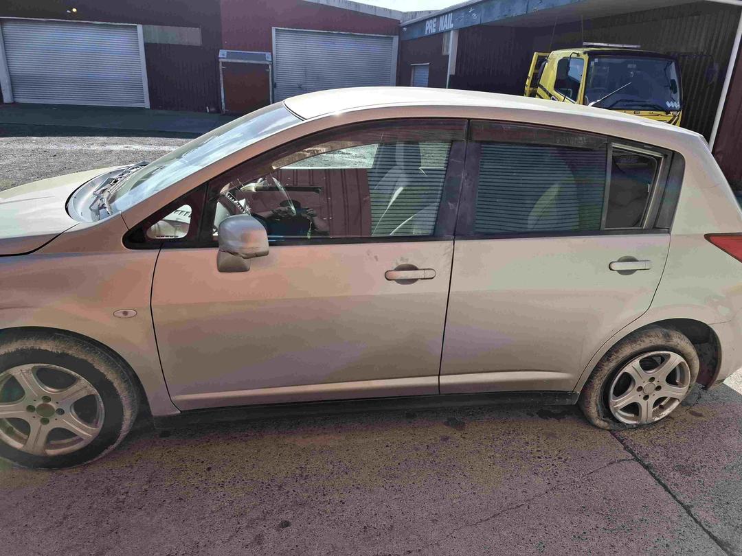 Photo '3' of Nissan Tiida