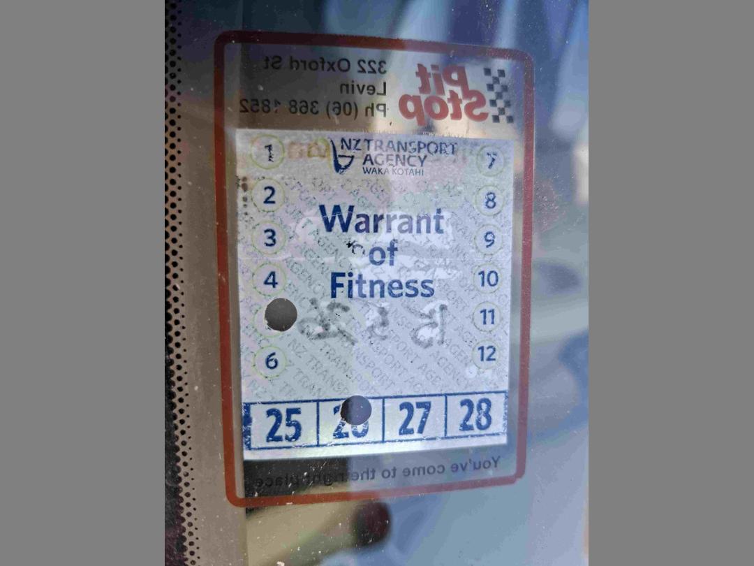 Photo '13' of Nissan Tiida