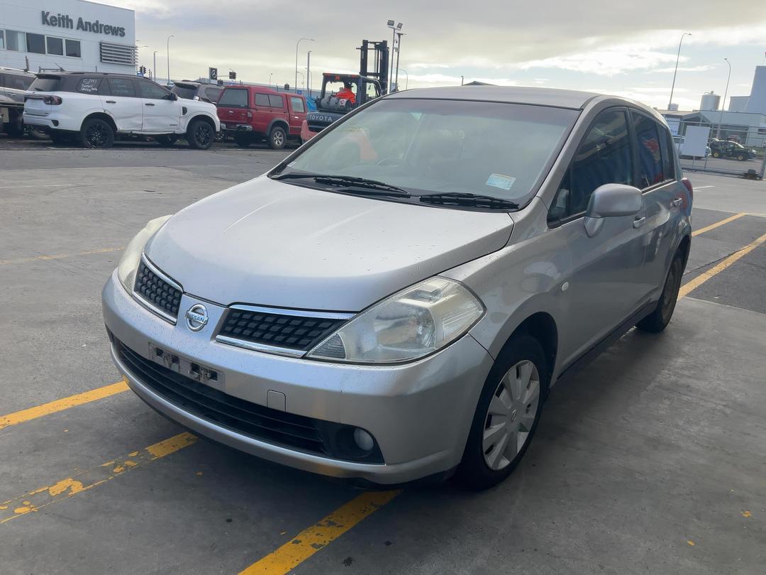 Photo '3' of Nissan Tiida