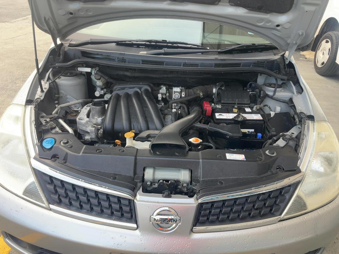 Photo '18' of Nissan Tiida