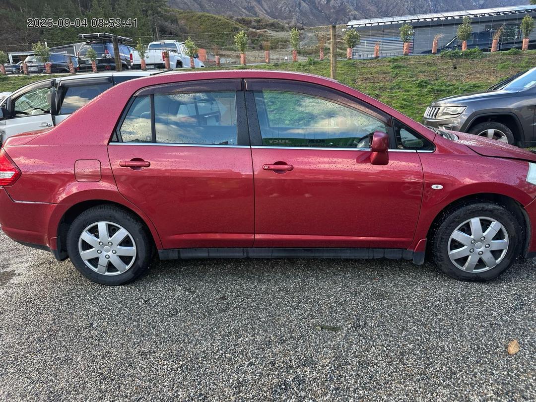 Photo '10' of Nissan Tiida Latio Photo '10' of Nissan Tiida Latio
