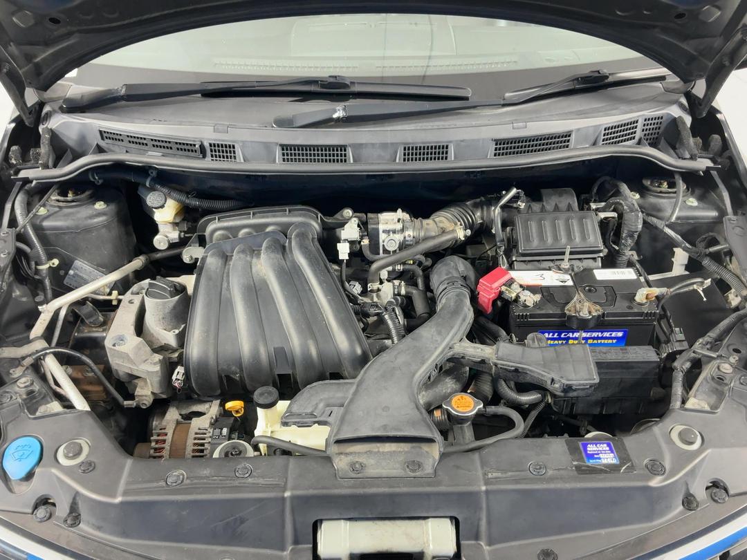 Photo '13' of Nissan Tiida