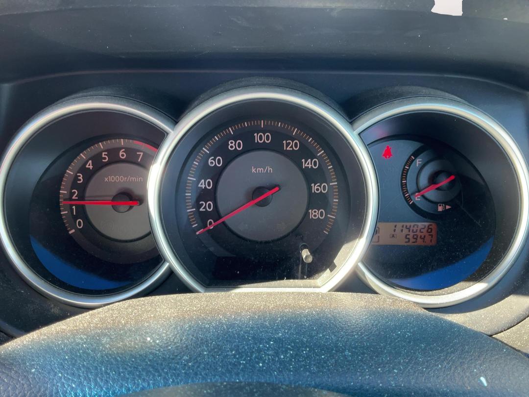 Photo '21' of Nissan Tiida
