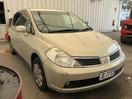 Thumbnail '4' of Nissan Tiida
