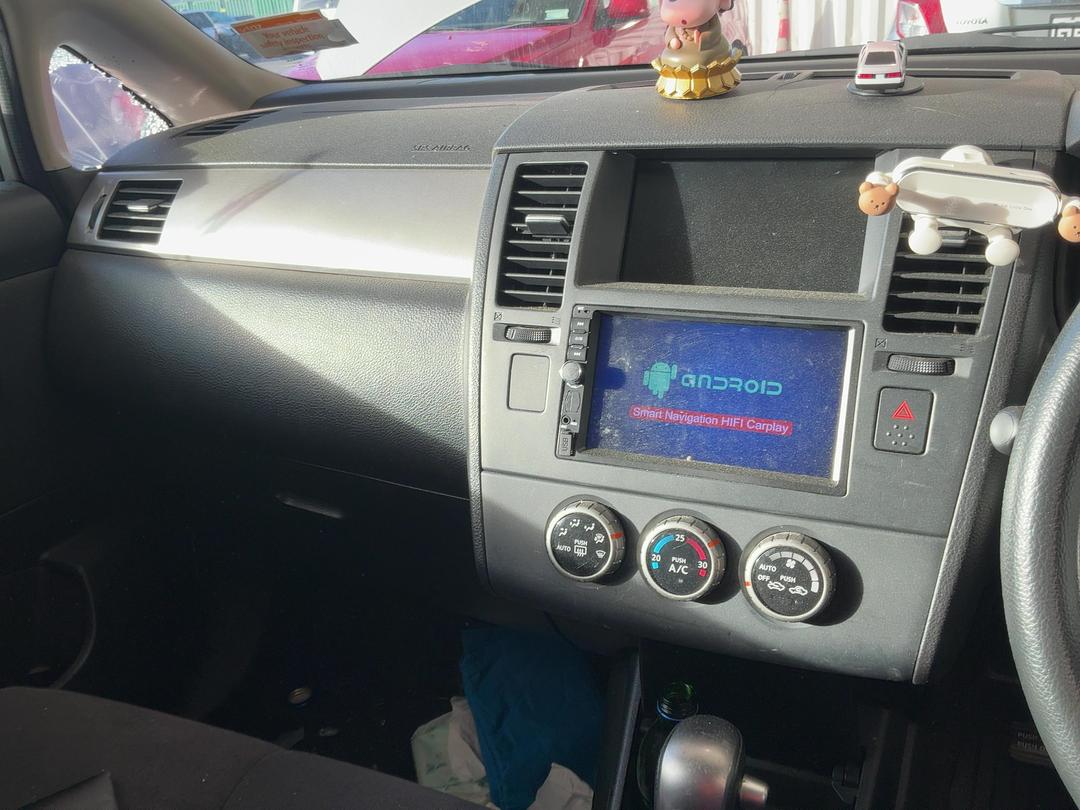 Photo '16' of Nissan Tiida Photo '16' of Nissan Tiida