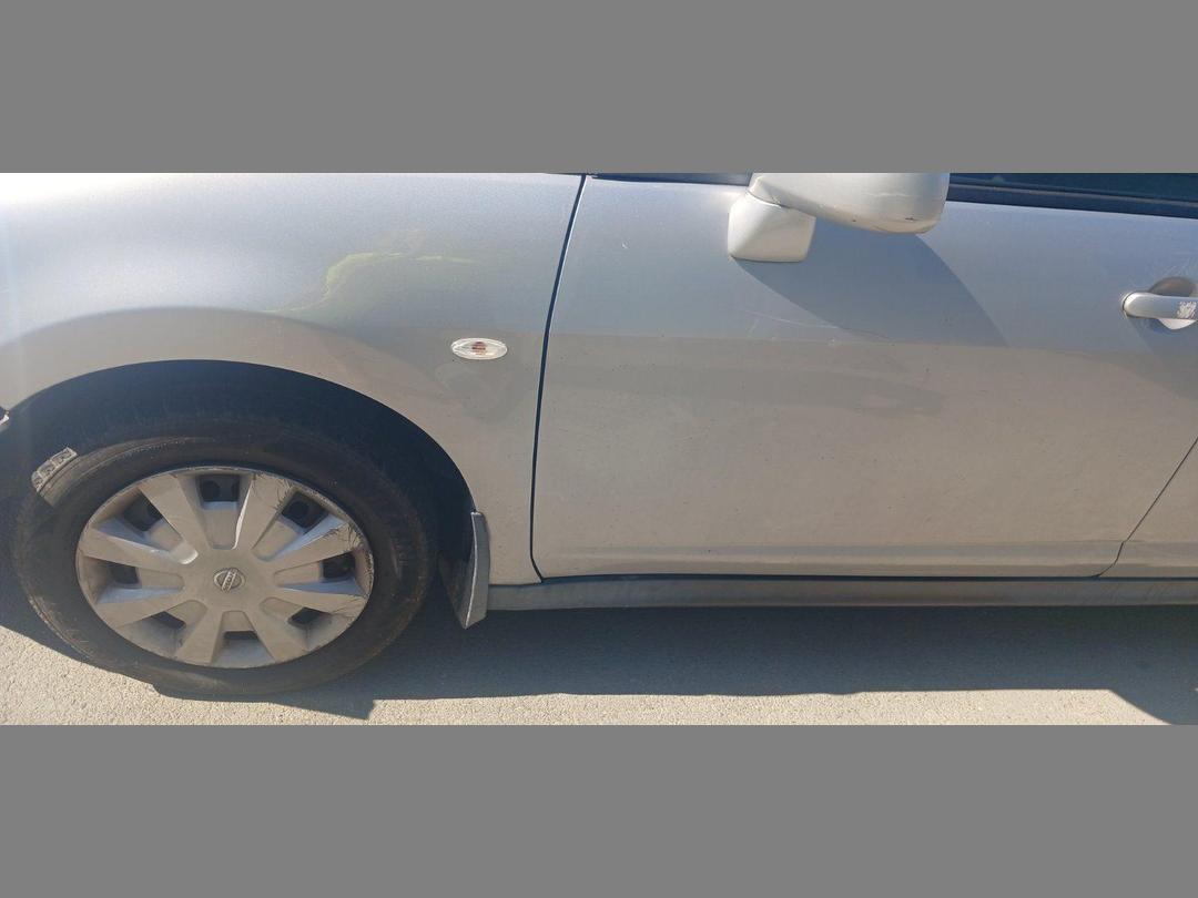 Photo '7' of Nissan Tiida ST