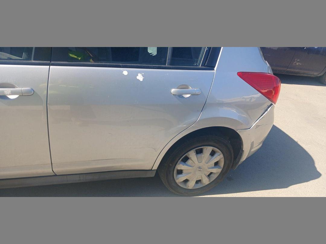 Photo '8' of Nissan Tiida ST