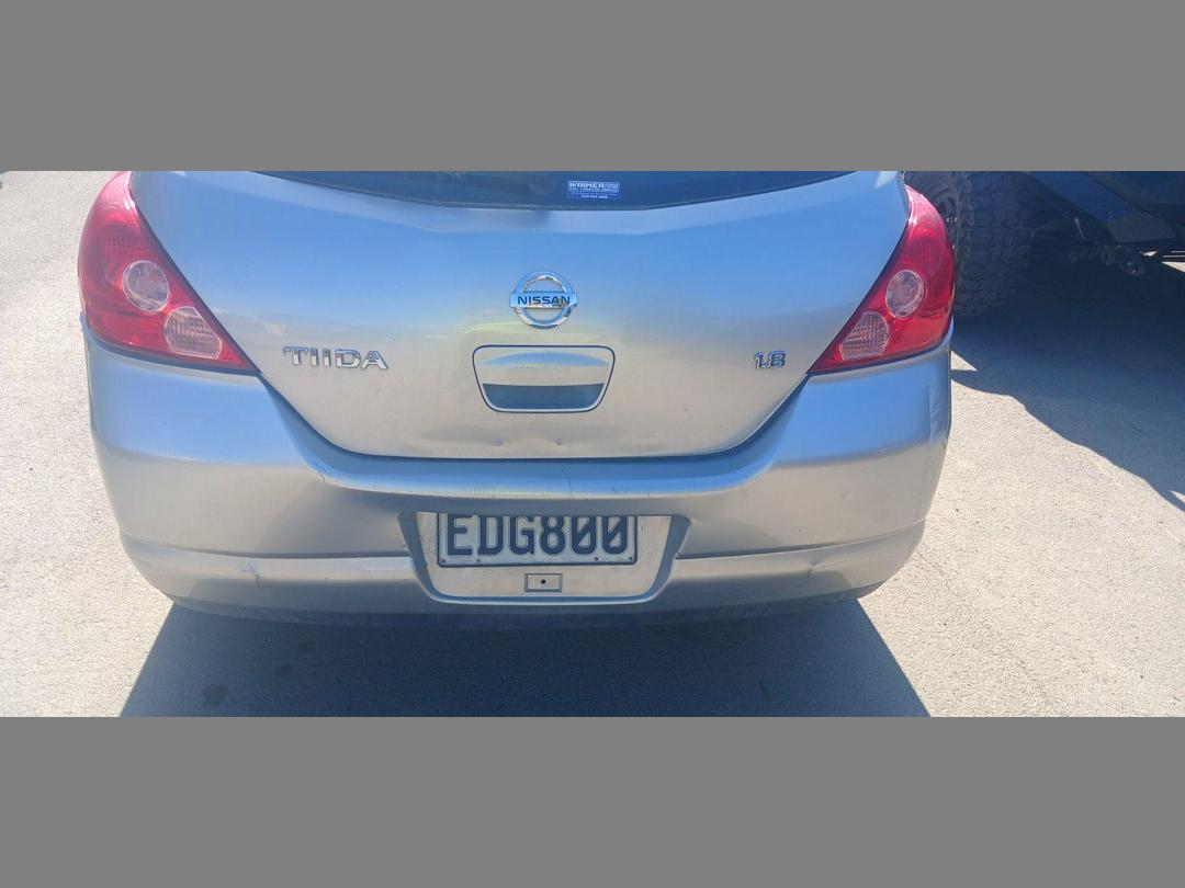 Photo '10' of Nissan Tiida ST