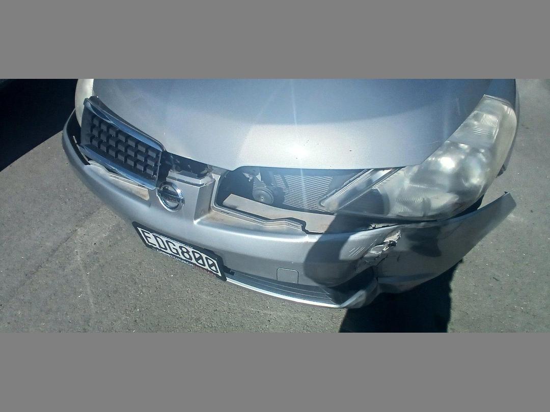 Photo '15' of Nissan Tiida ST