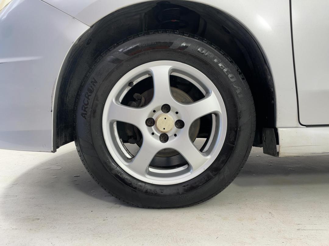 Photo '10' of Nissan Wingroad