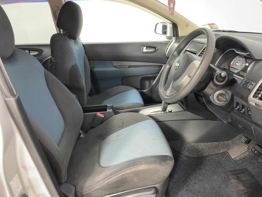 Photo '16' of Nissan Wingroad