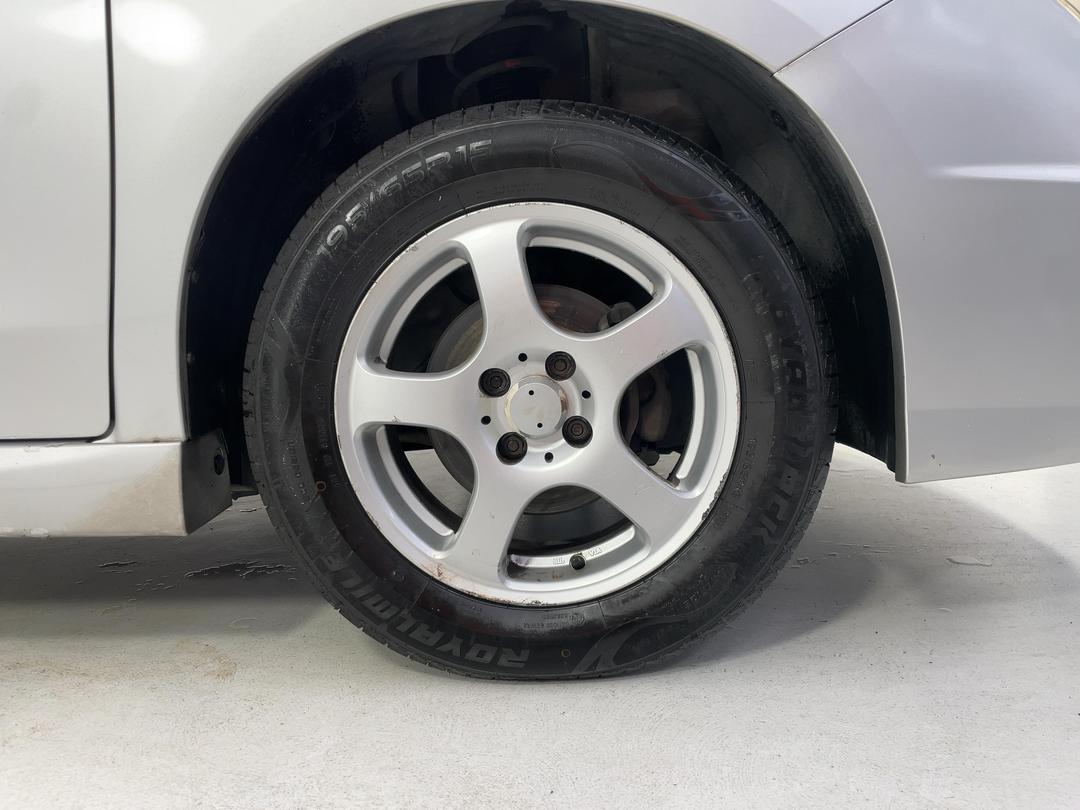 Photo '9' of Nissan Wingroad