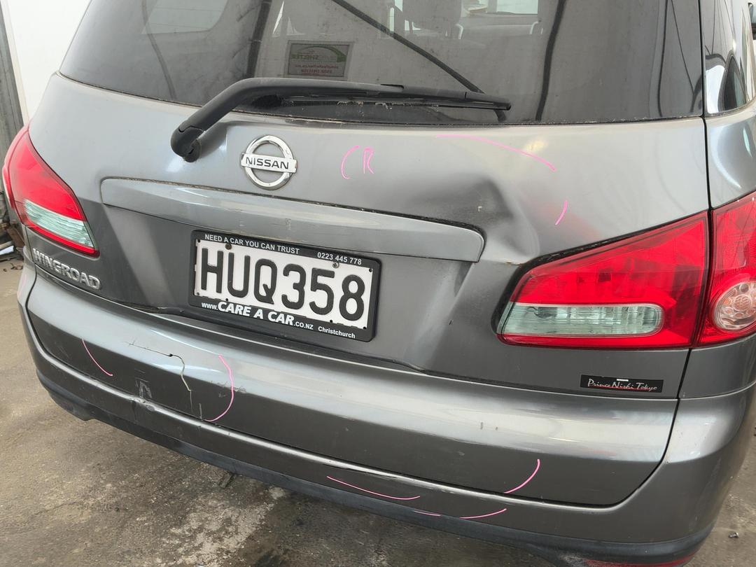 Photo '6' of Nissan Wingroad Photo '6' of Nissan Wingroad