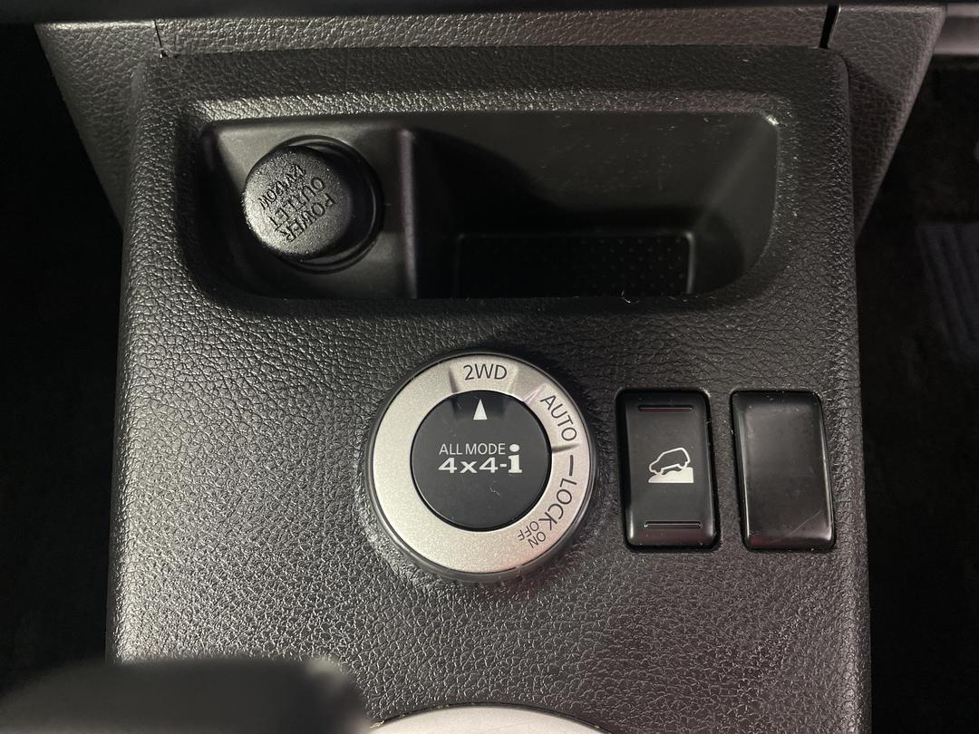 Photo '23' of Nissan X-Trail