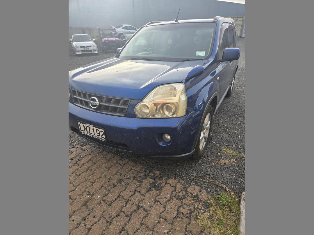 Photo '3' of Nissan X-Trail