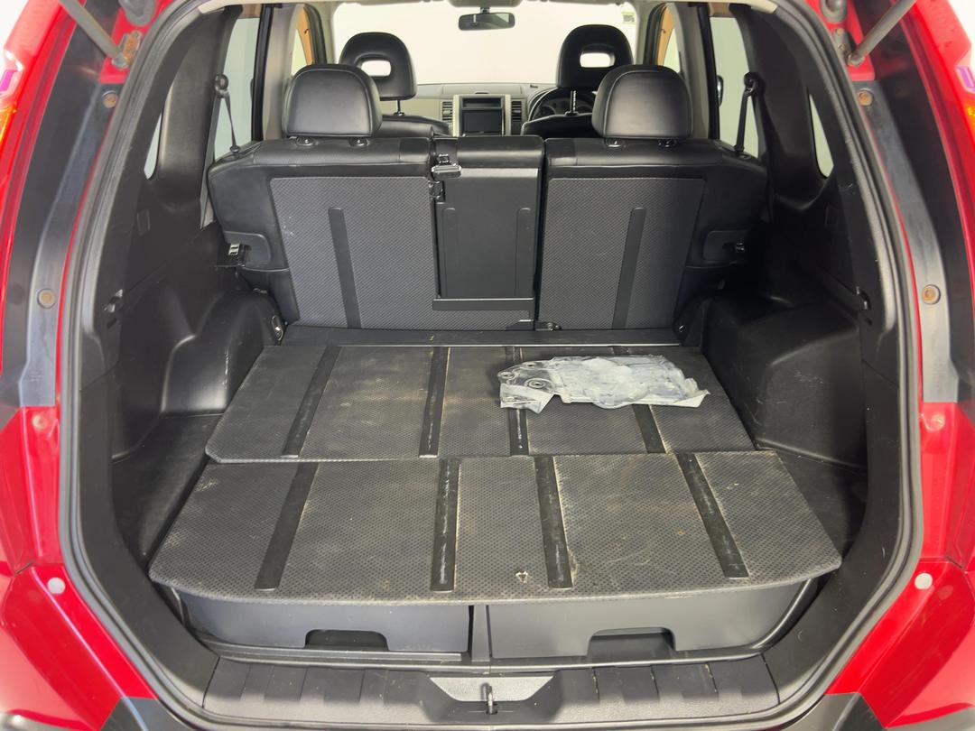 Photo '14' of Nissan X-Trail