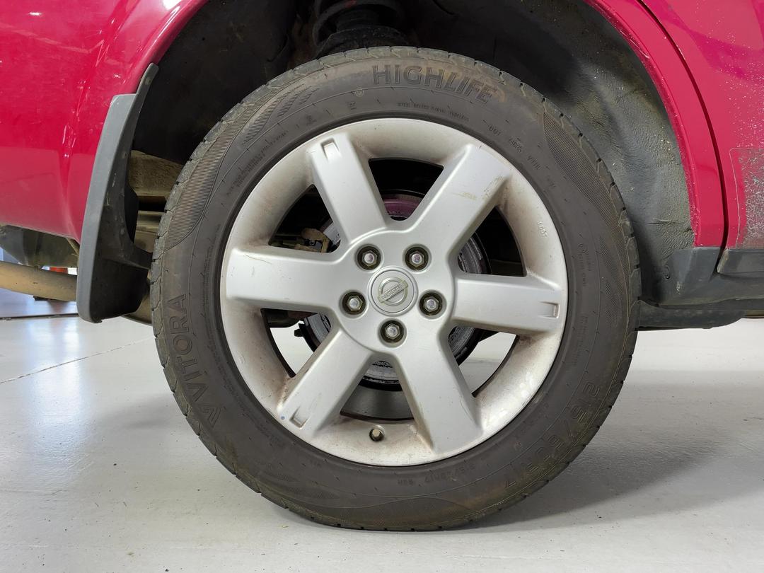 Photo '12' of Nissan X-Trail