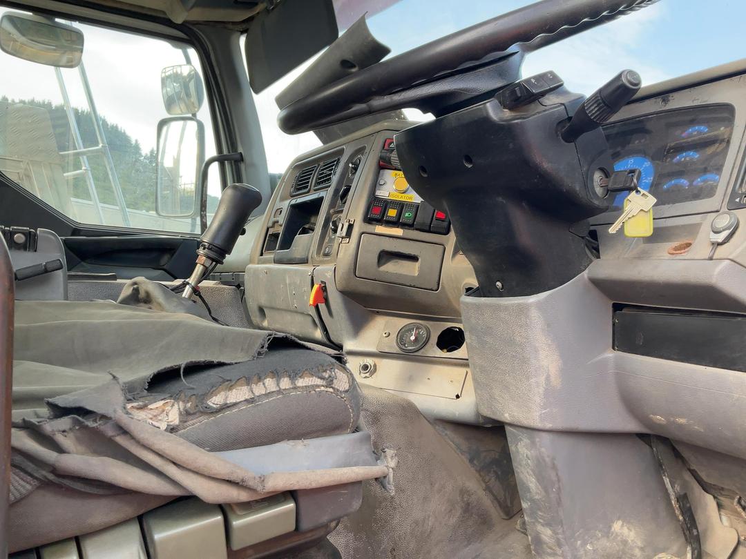 Photo '15' of Renault Kerax 420DCI Cab Chassis