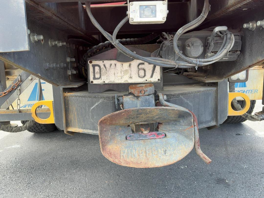 Photo '17' of SCANIA P420 Flat Deck Crane