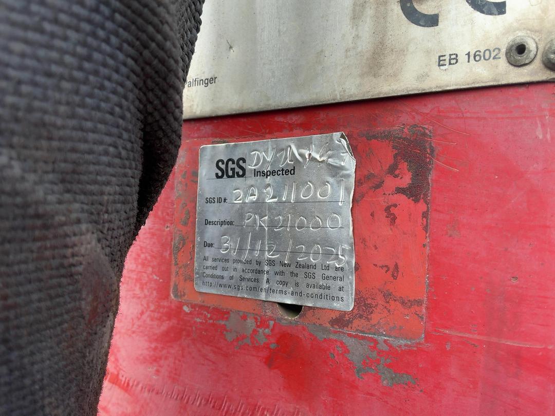 Photo '22' of SCANIA P420 Flat Deck Crane