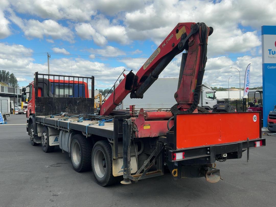 Photo '6' of SCANIA P420 Flat Deck Crane