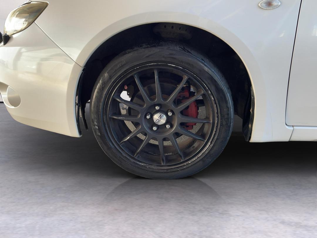 Photo '8' of Subaru Impreza Photo '8' of Subaru Impreza