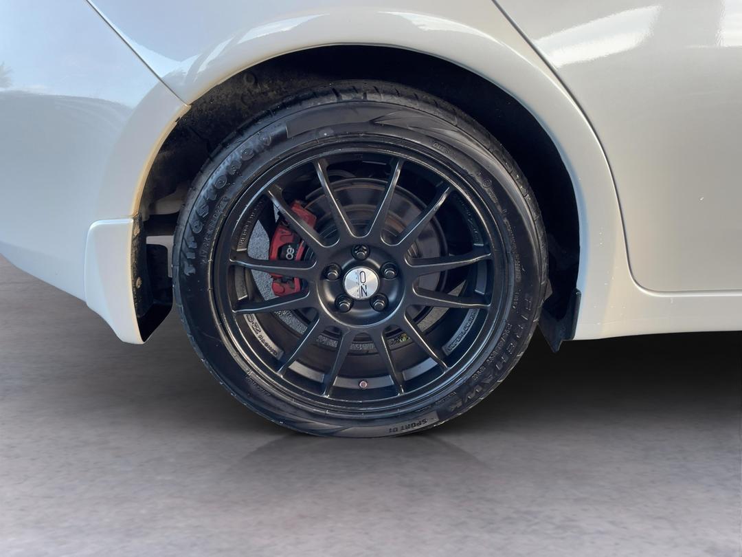 Photo '10' of Subaru Impreza Photo '10' of Subaru Impreza