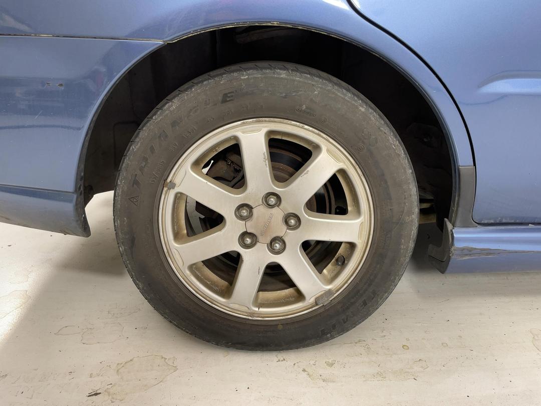 Photo '8' of Subaru Impreza I Photo '8' of Subaru Impreza I