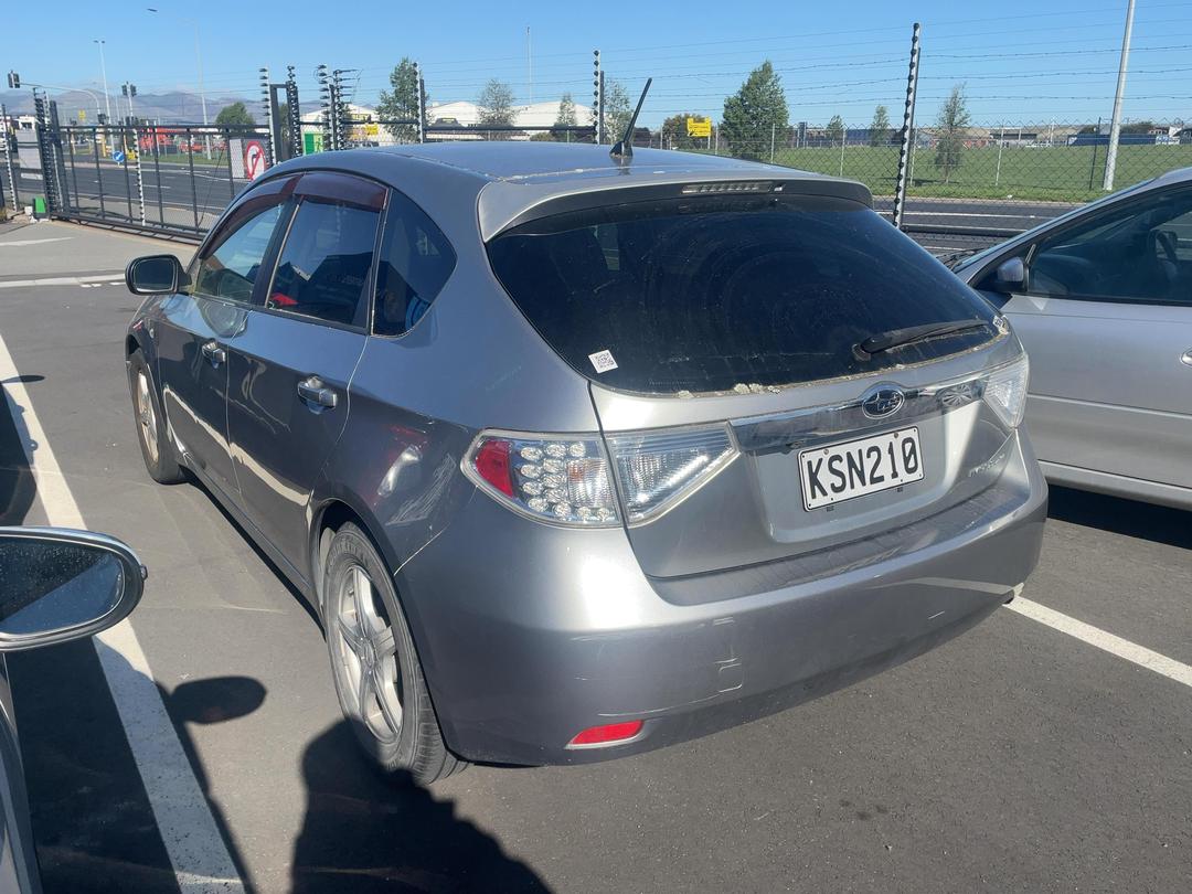 Photo '4' of Subaru Impreza