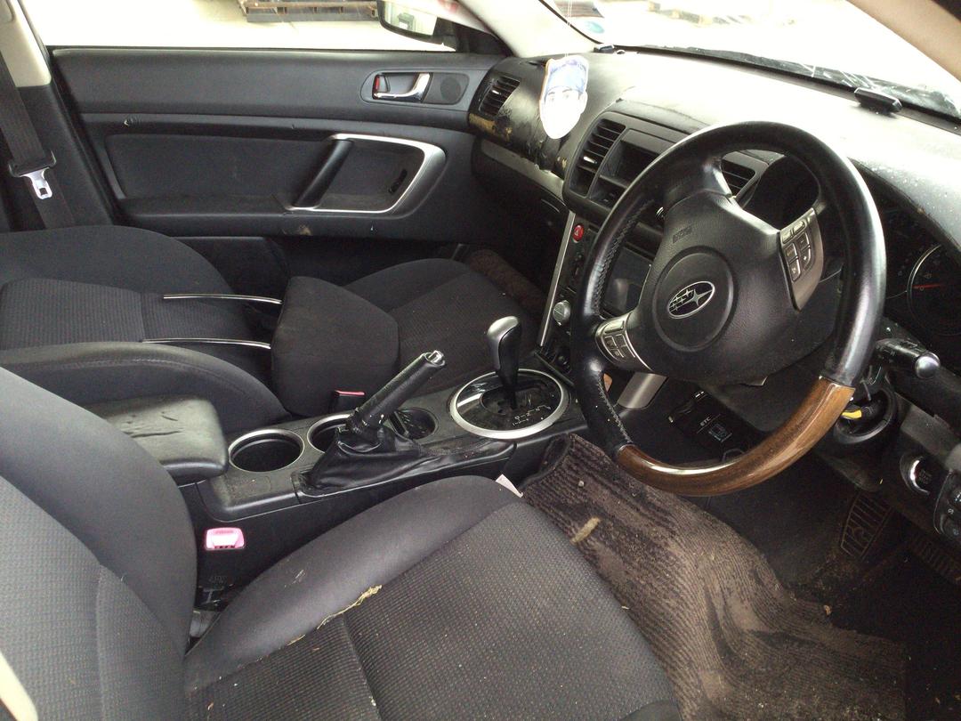 Photo '19' of Subaru Legacy Photo '19' of Subaru Legacy