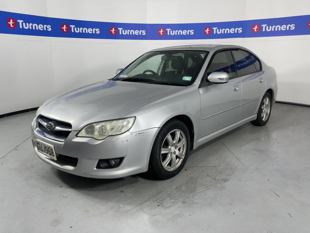 Photo '4' of Subaru Legacy