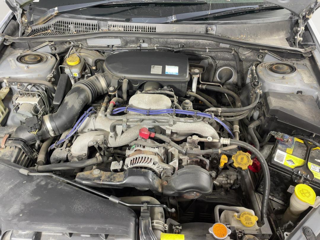 Photo '13' of Subaru Legacy