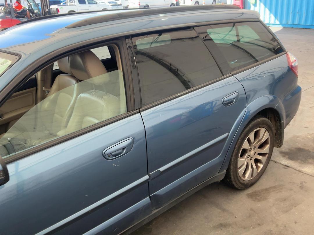 Photo '7' of Subaru Legacy