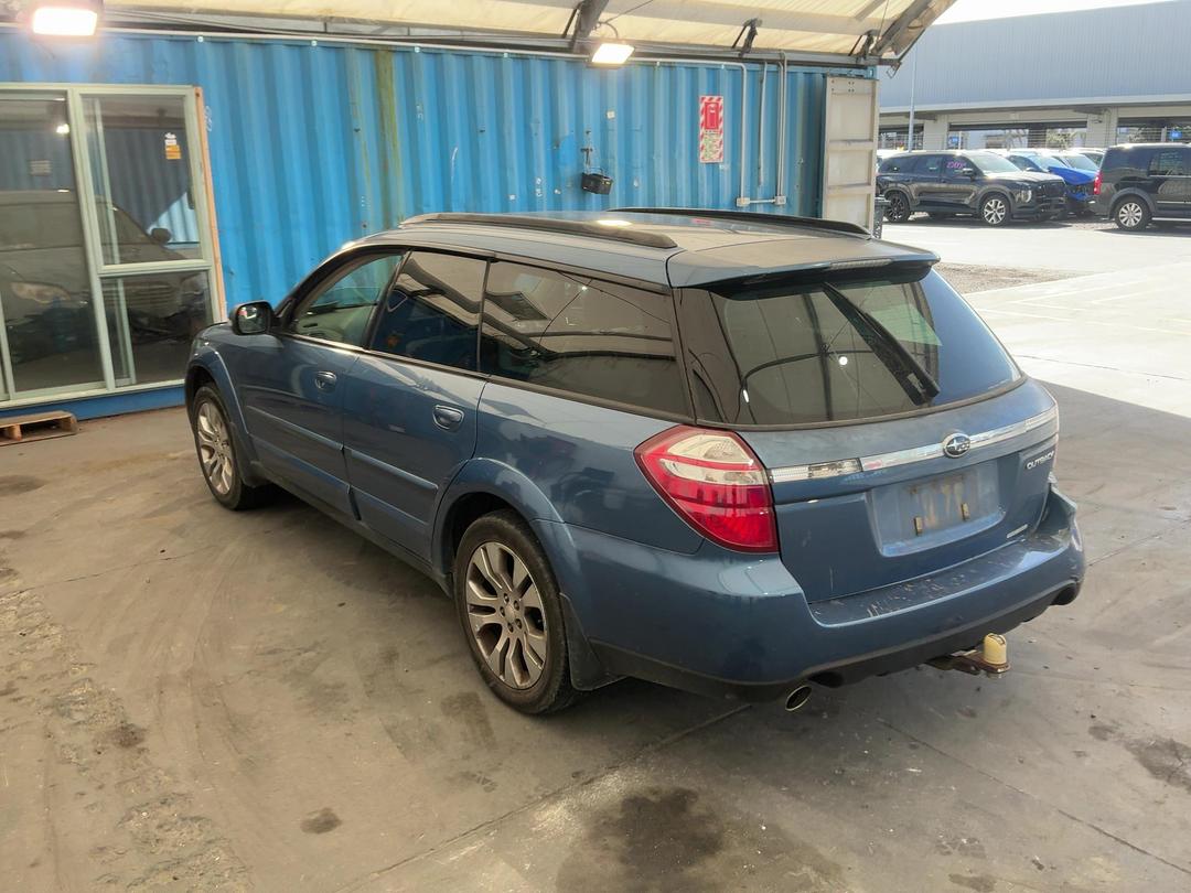 Photo '8' of Subaru Legacy