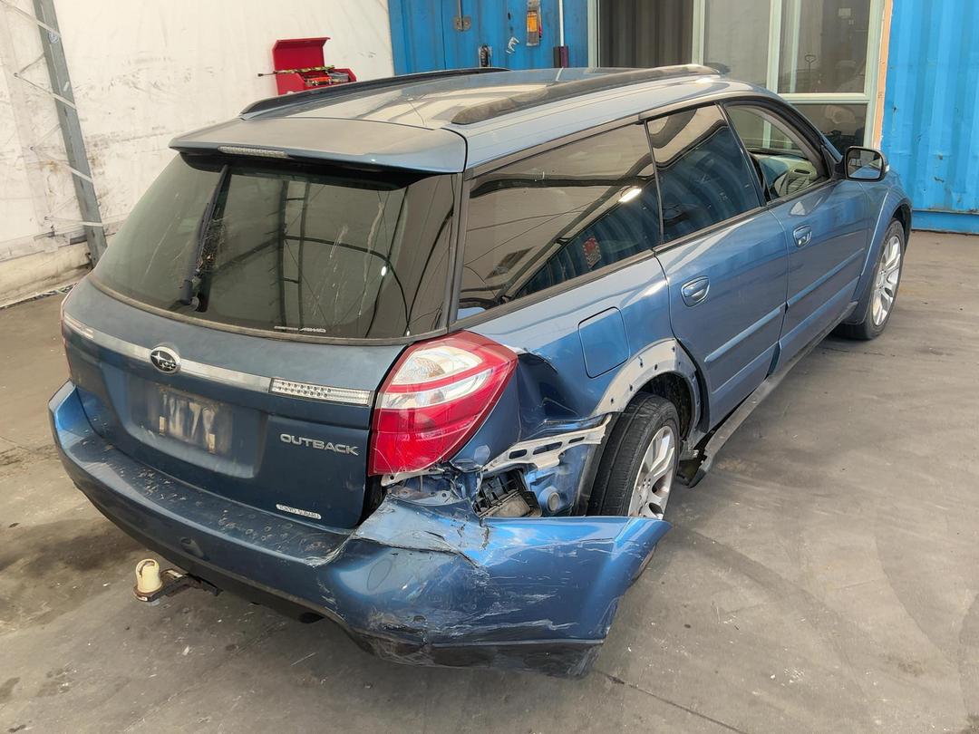 Photo '11' of Subaru Legacy