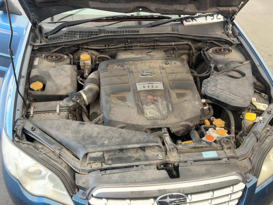 Photo '14' of Subaru Legacy