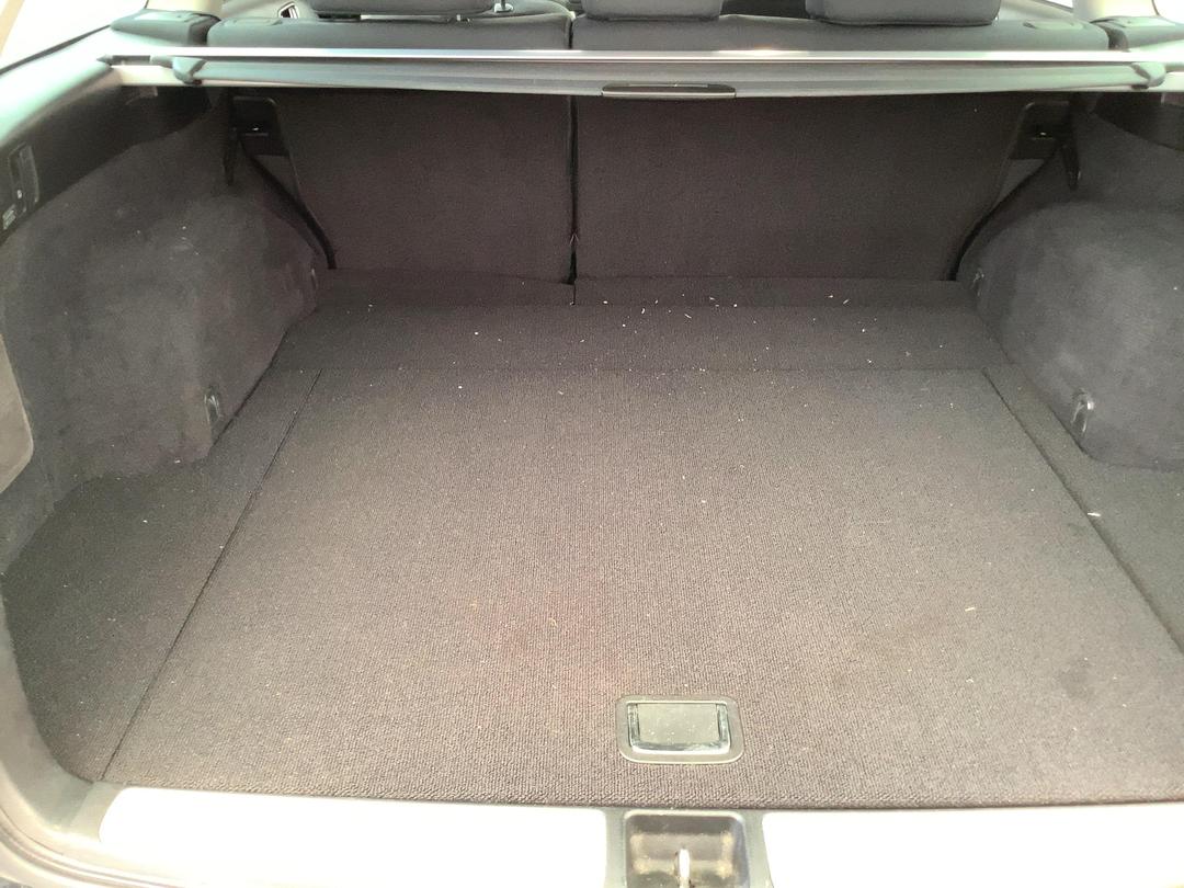 Photo '6' of Subaru Outback