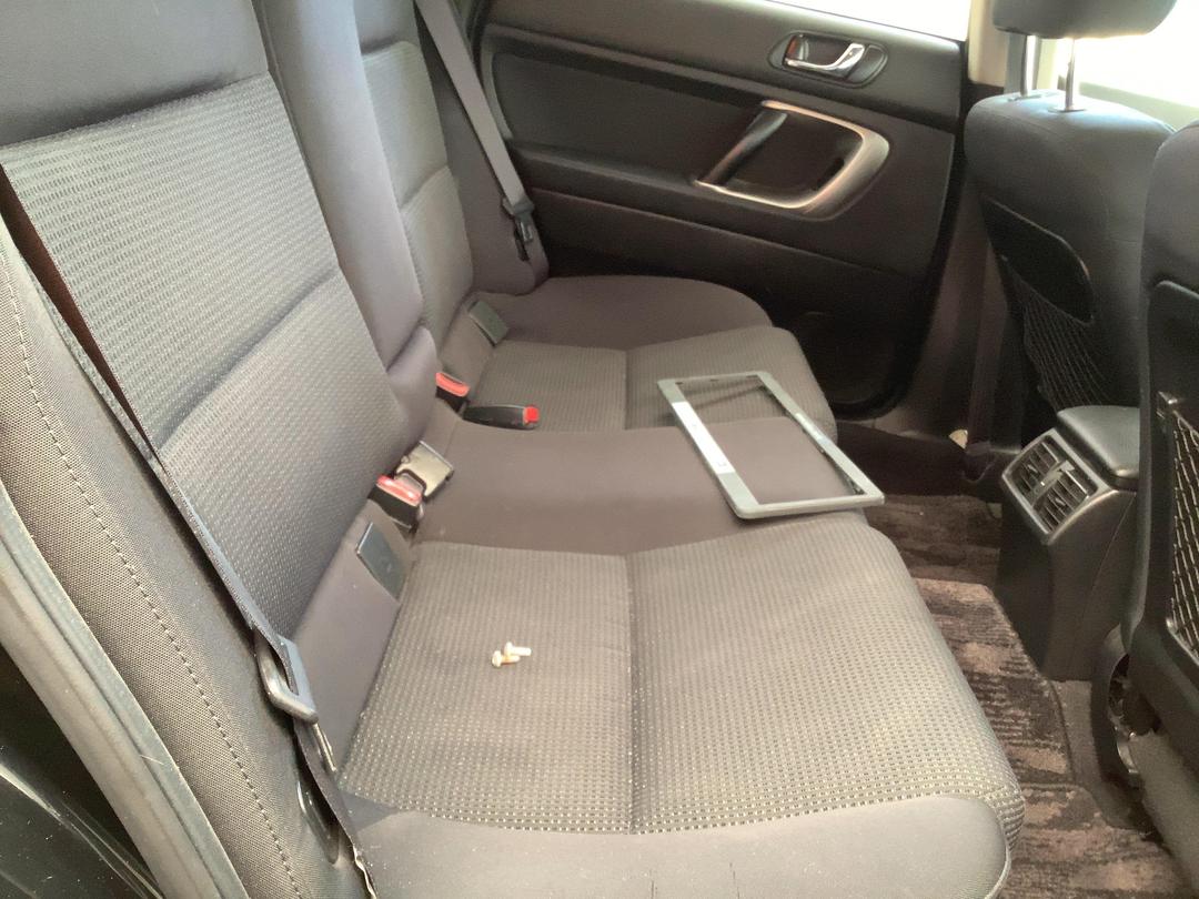 Photo '7' of Subaru Outback