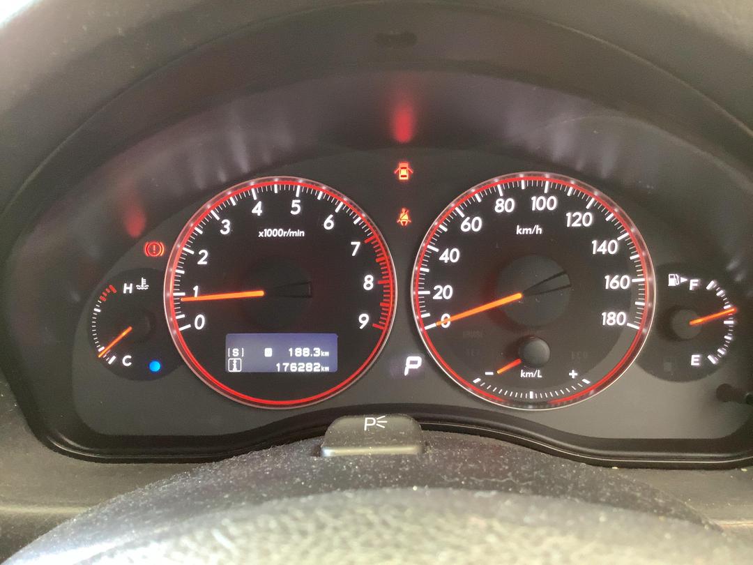 Photo '13' of Subaru Outback