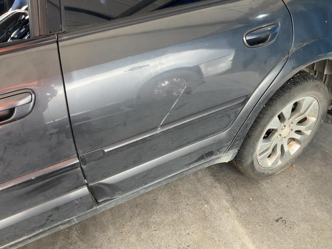 Photo '12' of Subaru Outback R