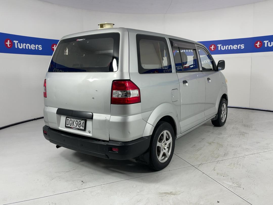 Photo '7' of Suzuki APV