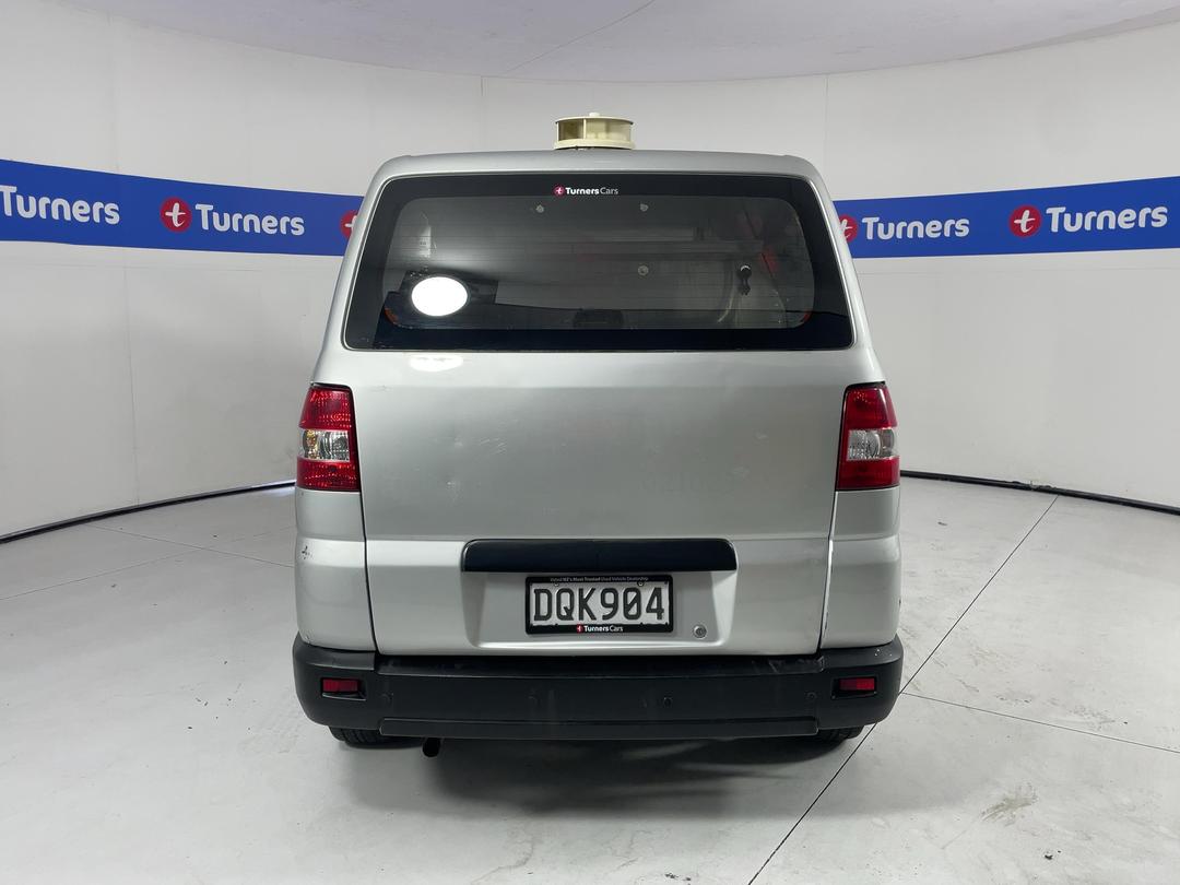 Photo '6' of Suzuki APV