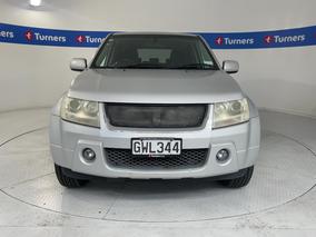 Photo '2' of Suzuki Escudo
