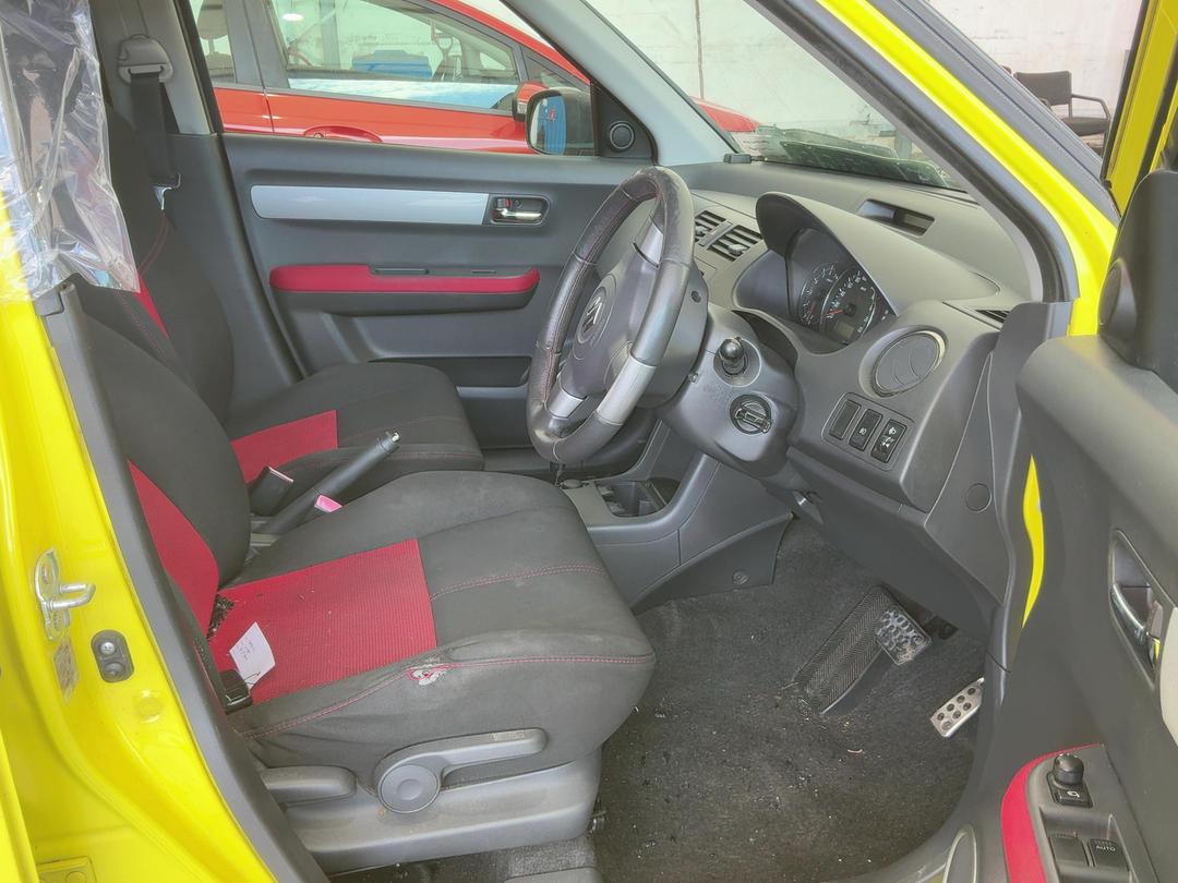 Photo '21' of Suzuki Swift Photo '21' of Suzuki Swift