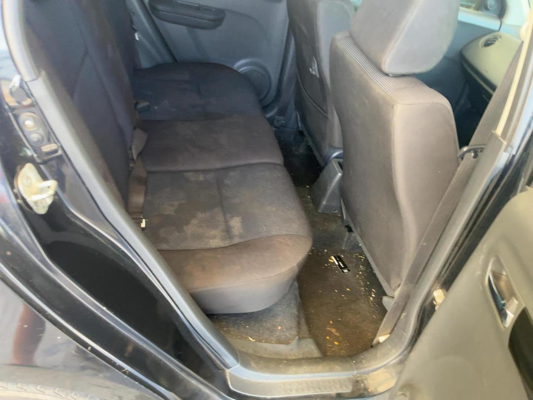 Photo '7' of Suzuki Swift