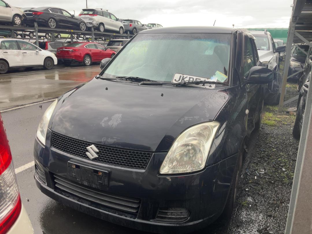 Photo '2' of Suzuki Swift