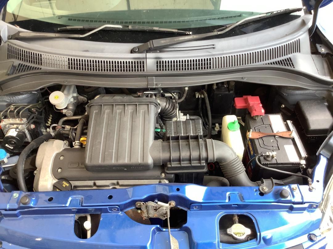 Photo '10' of Suzuki Swift