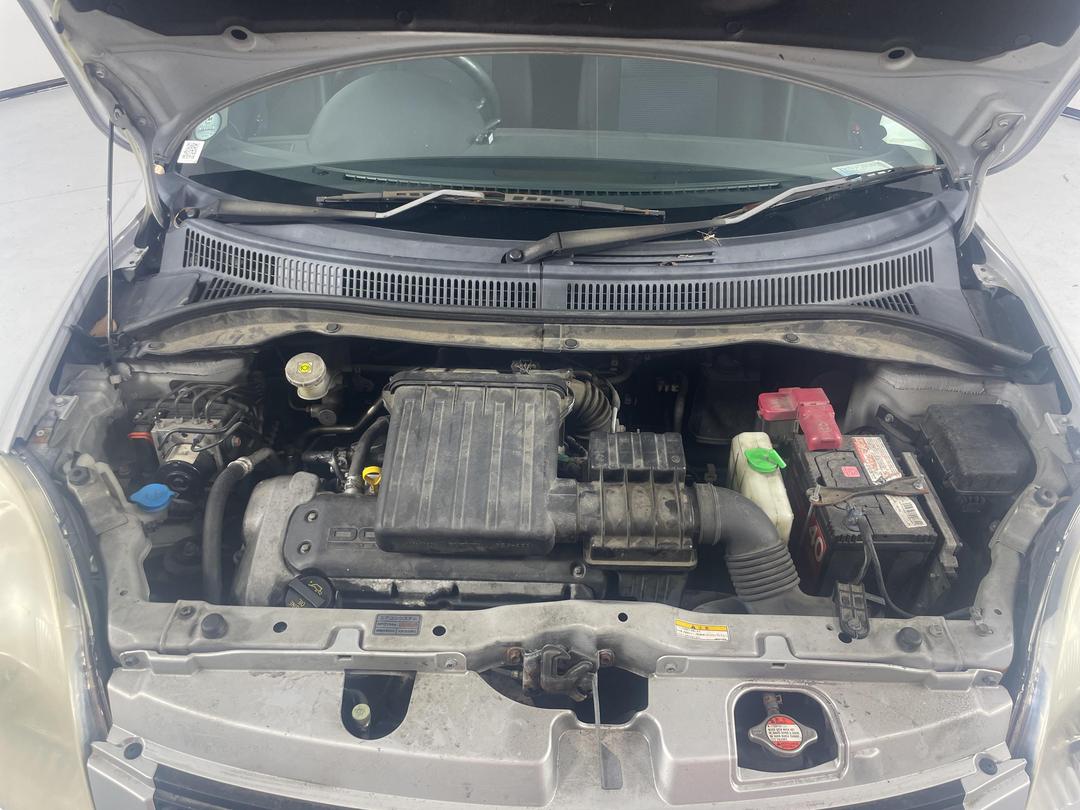 Photo '6' of Suzuki Swift