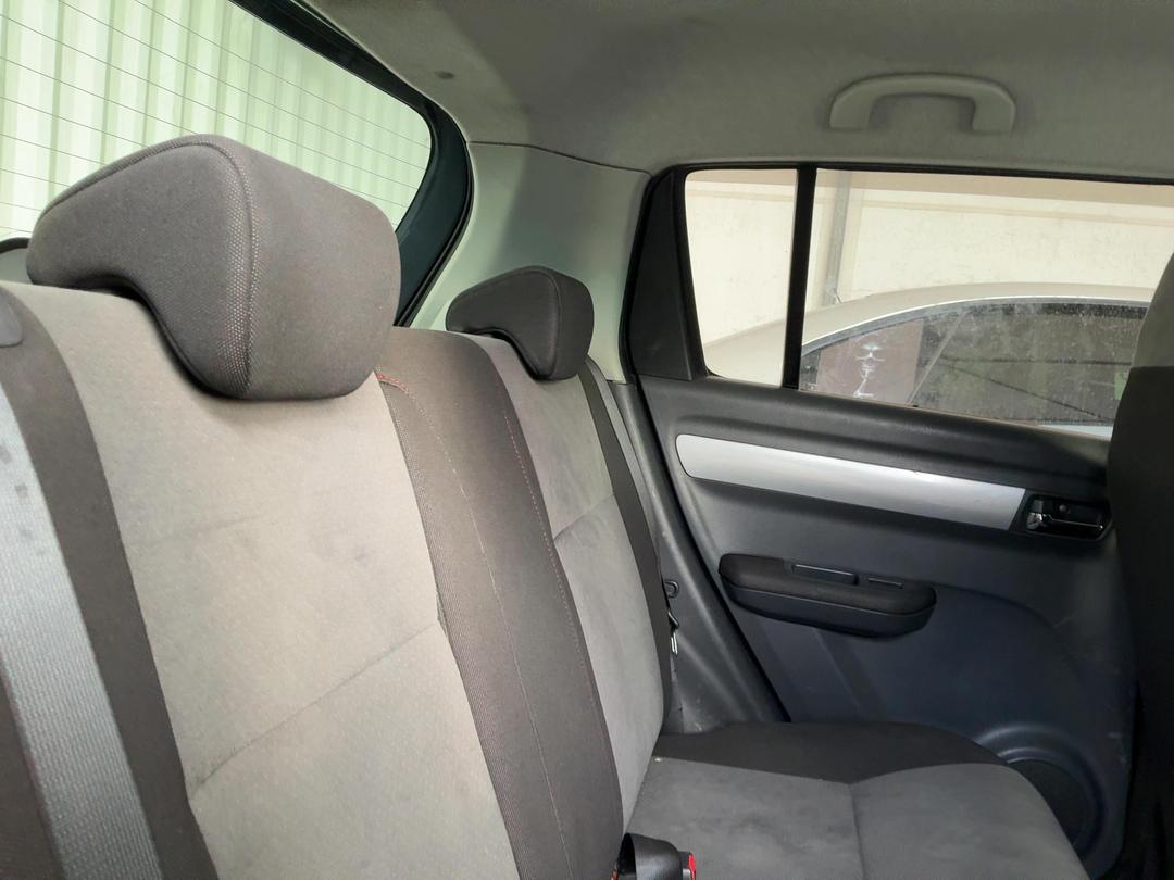 Photo '11' of Suzuki Swift