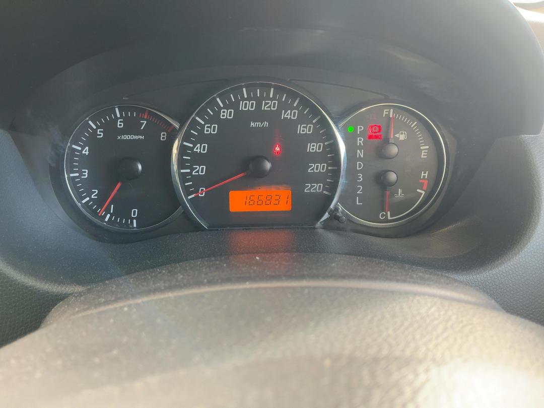 Photo '18' of Suzuki Swift